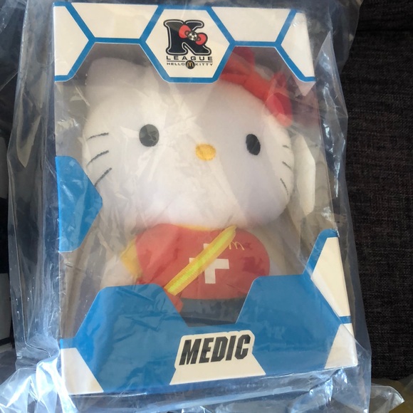 2014 Hello Kitty K League FIFA World Cup McDonald' - Picture 7 of 8